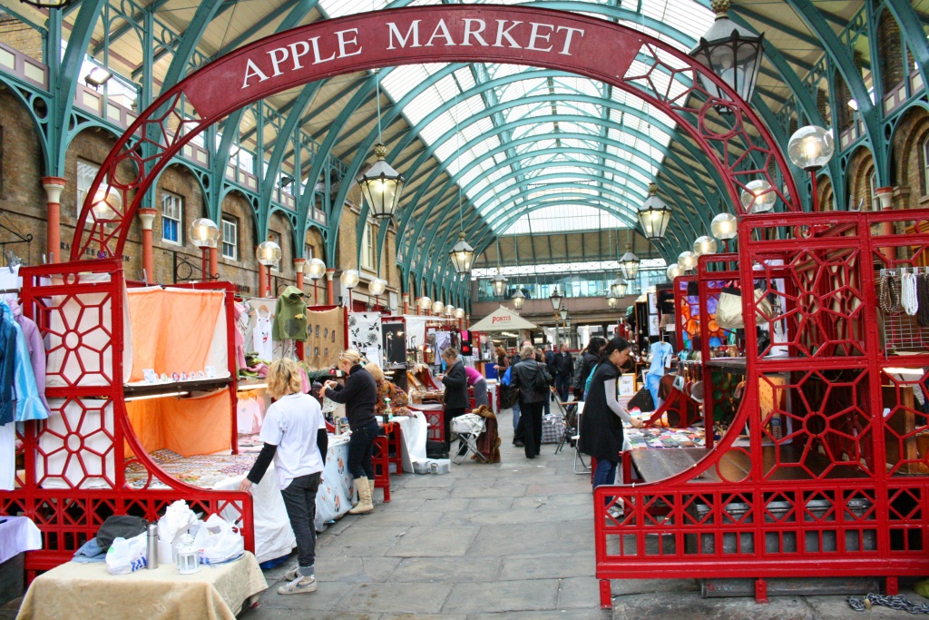 Photo de l'entrée d'Apple Market dans le quartier de Covent Garden