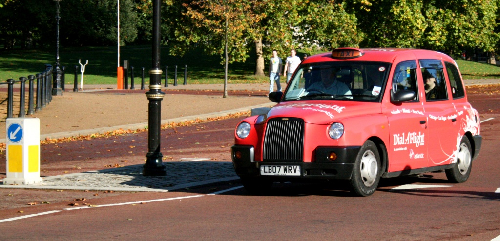 Taxi rouge londonien