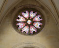 http://photosdelondres.com/vitrail-rond-temple-church